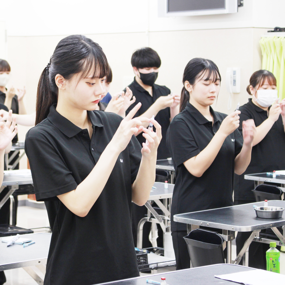 トリマー科2年生の看護実習